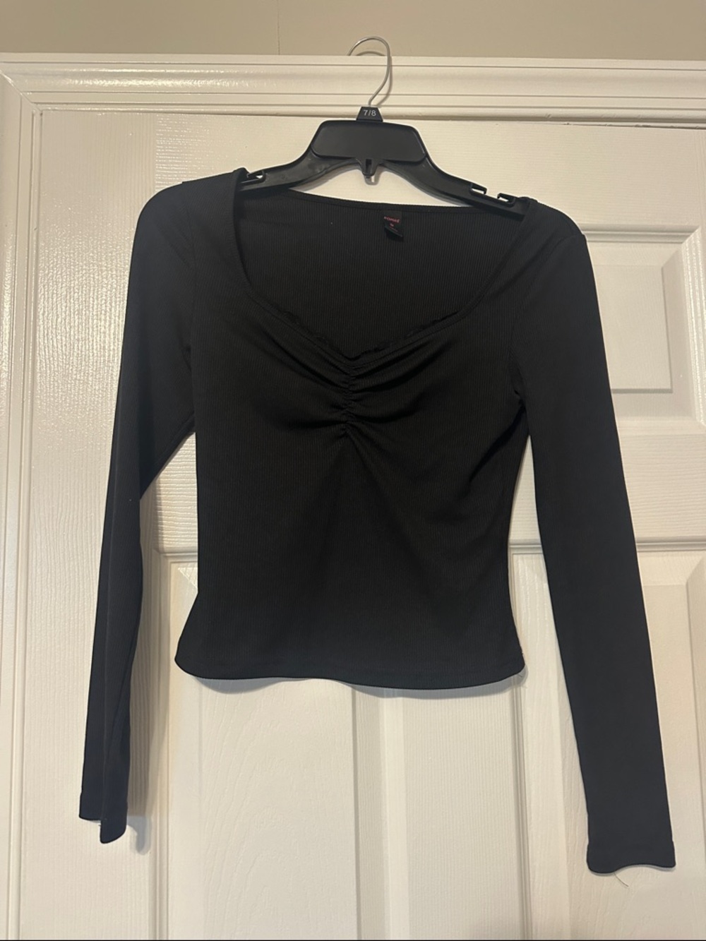 ROMWE Black Long Sleeve Ruched Front Ribbed Top